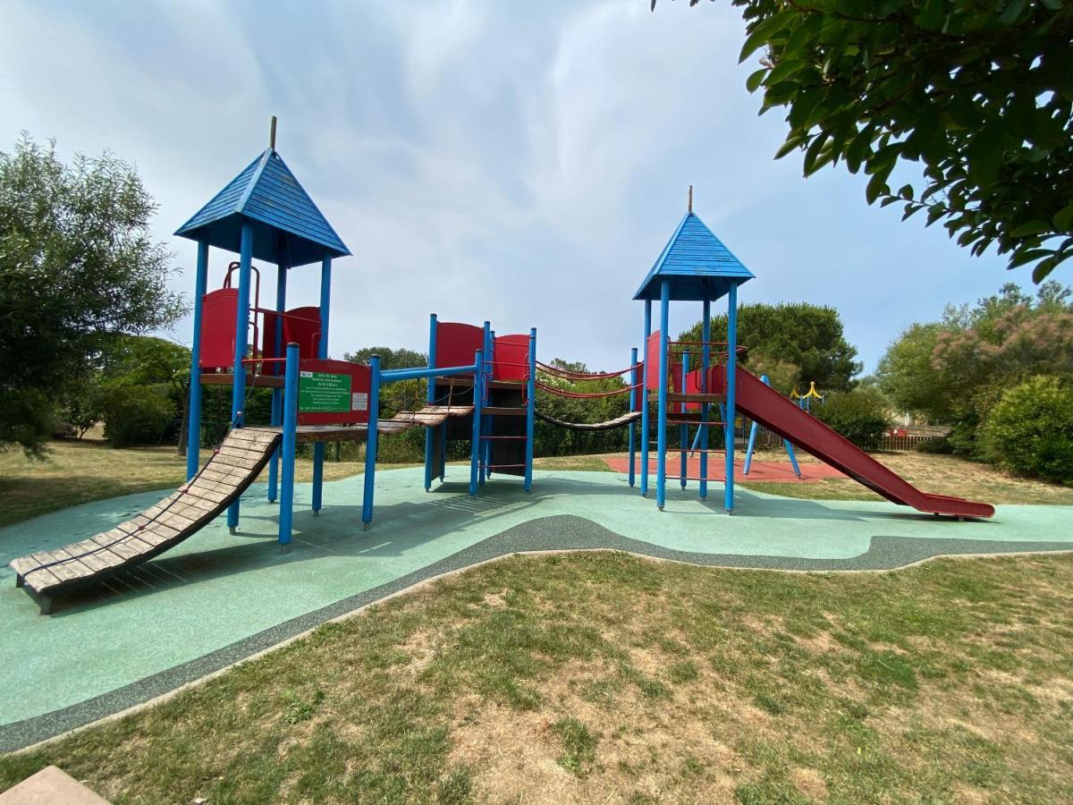 Talmont-Saint-Hilaire Residence 2 Situee Dans Un Magnifique Village Vacances Familiale מראה חיצוני תמונה